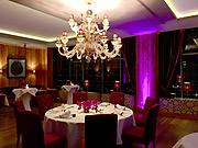 Euro-asiatisches Restaurant Sra Bua by Frank Heppner im "Kempinski Hotel Das Tirol" (©Foto: Barbara Osthoff)